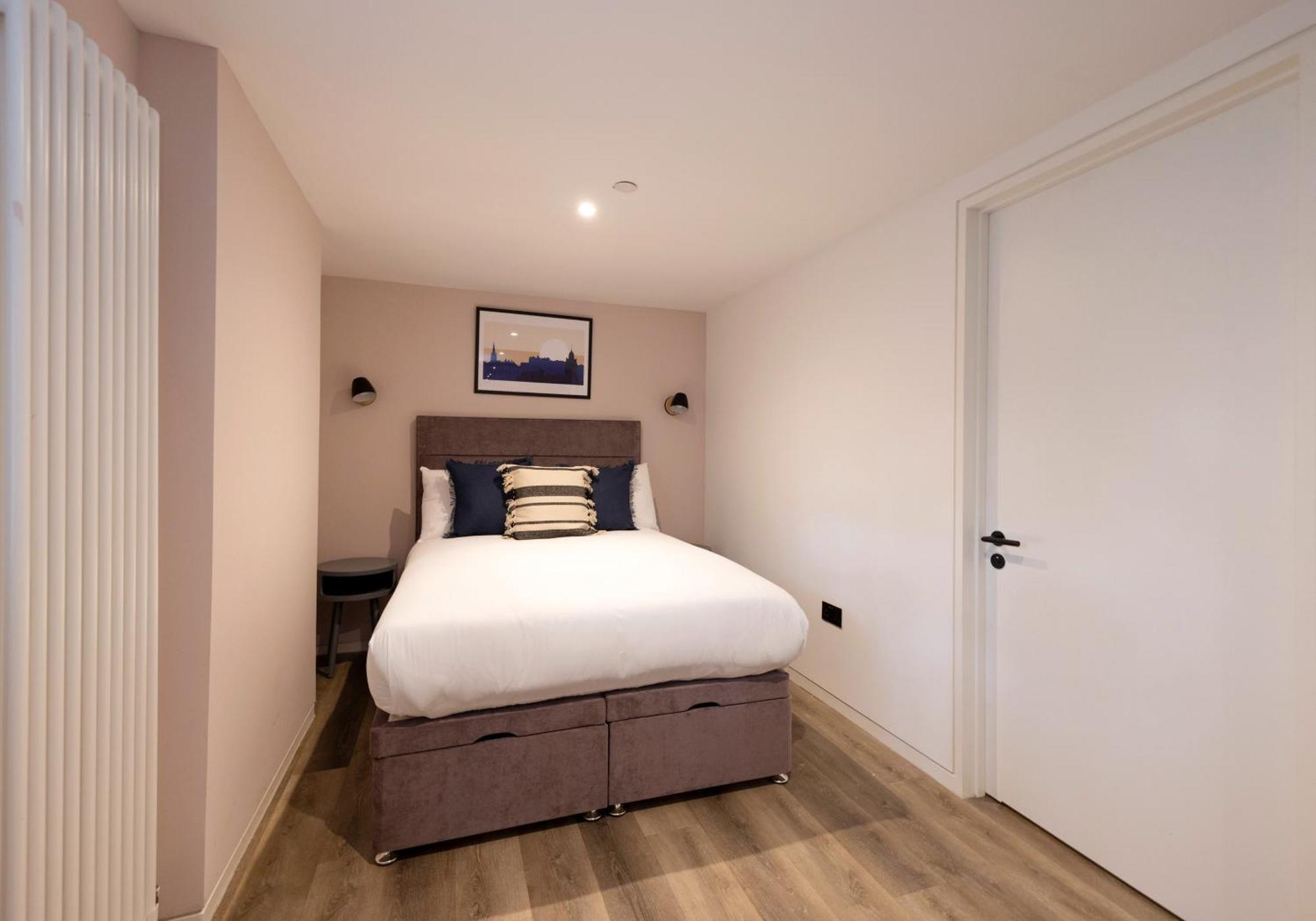 Charming Studios Near Holyrood Park & Calton Hill Edinburgh Room photo